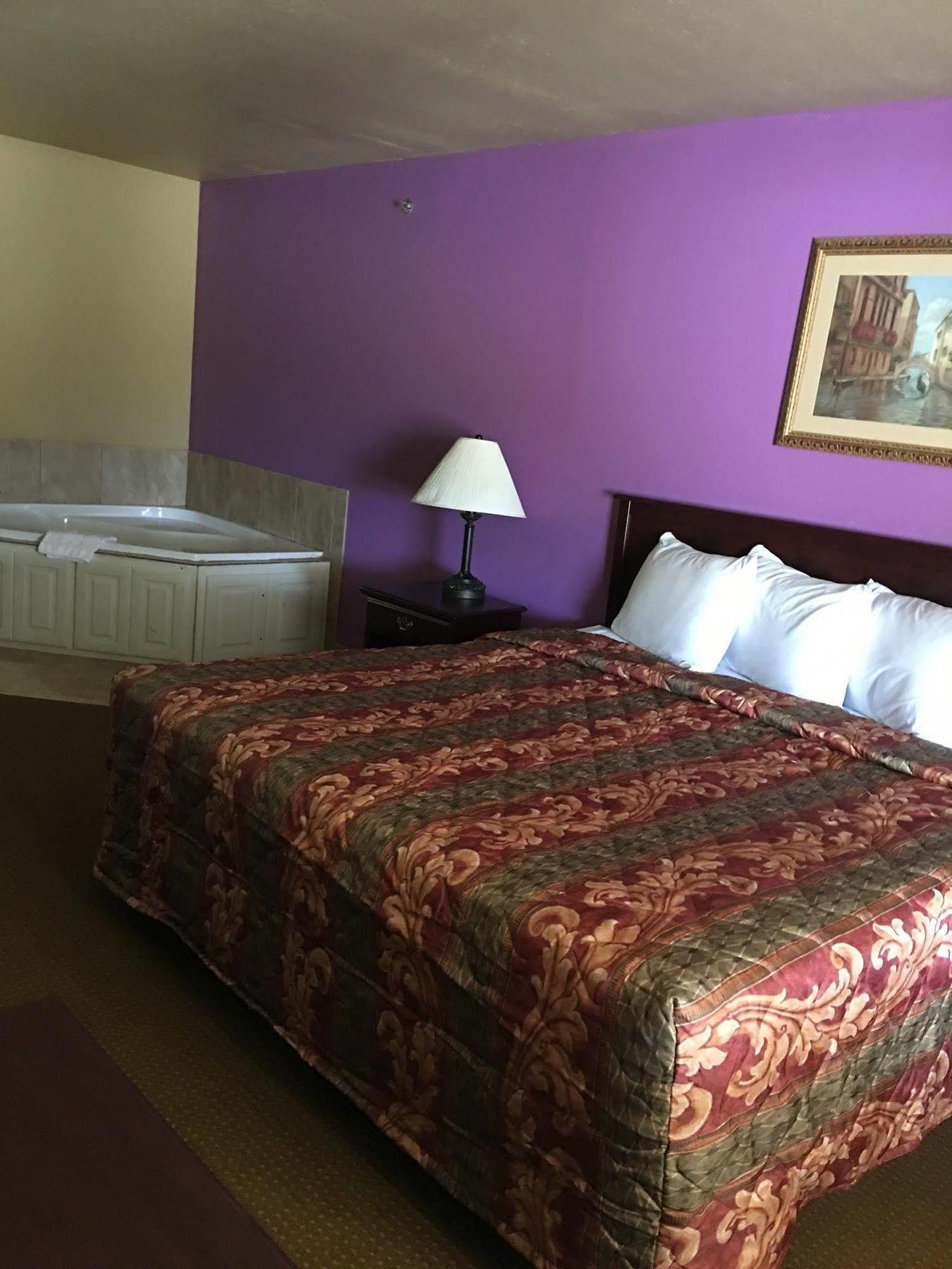 Econo Lodge Inn & Suites Greenbrier エクステリア 写真