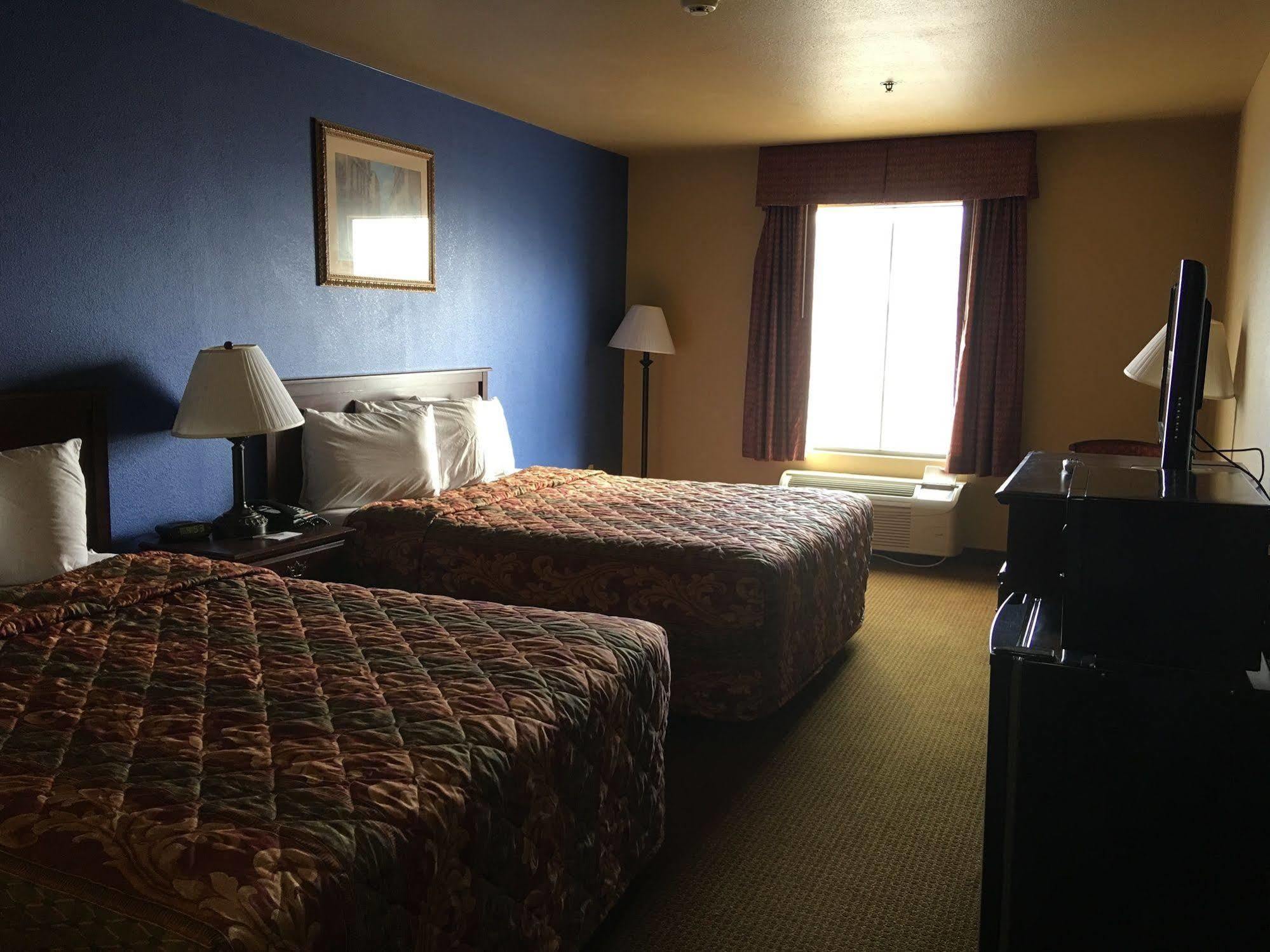 Econo Lodge Inn & Suites Greenbrier エクステリア 写真